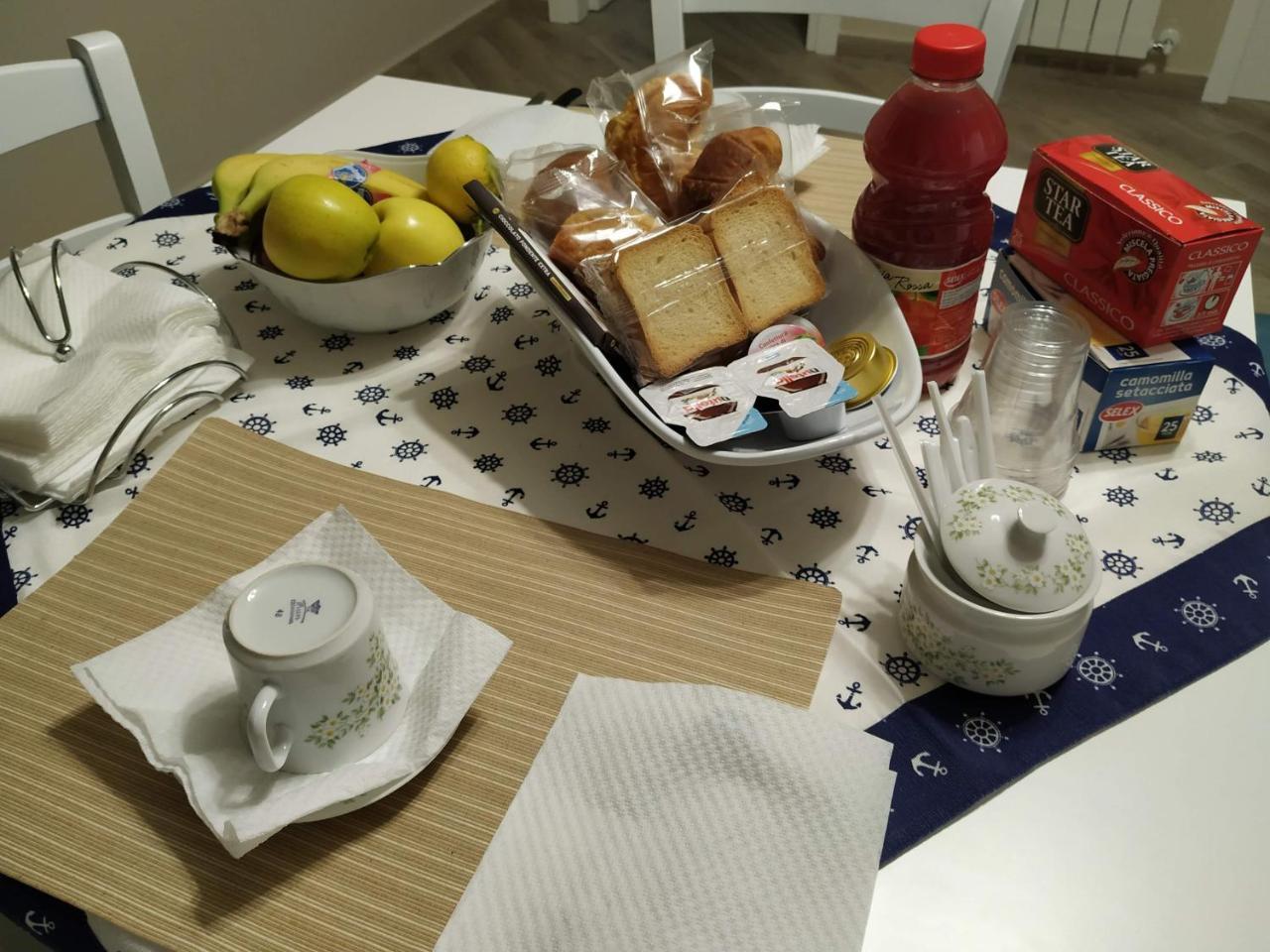 Il Timone B&B Castellammare di Stabia Bagian luar foto