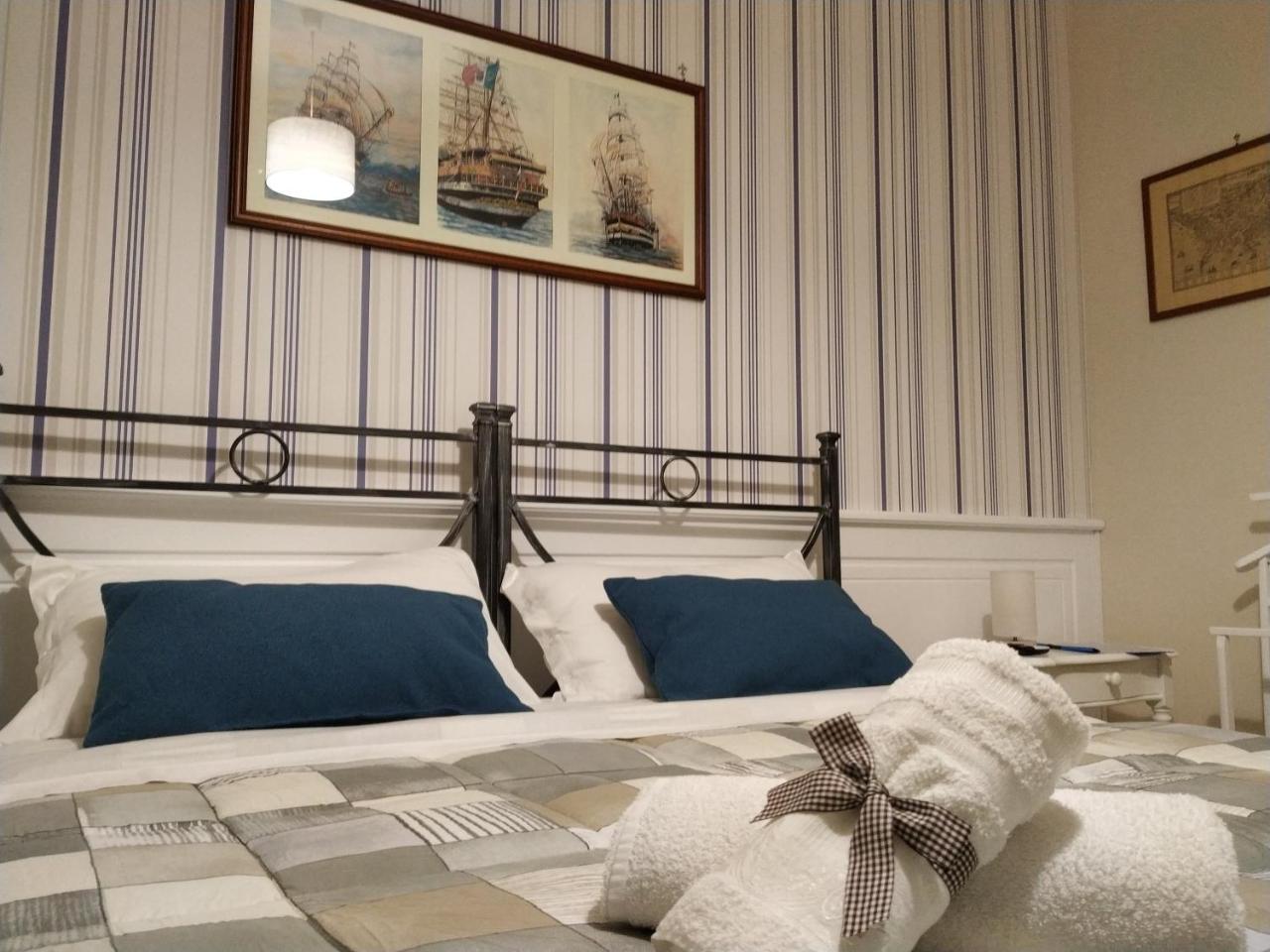 Il Timone B&B Castellammare di Stabia Bagian luar foto
